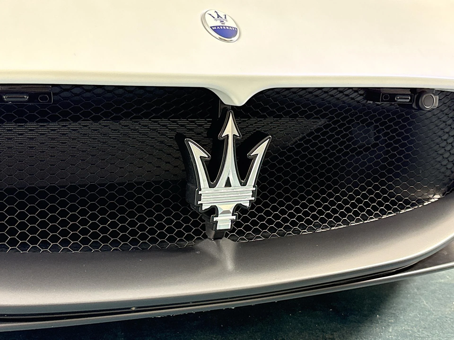 mph056_3072736581_Used_2023_Maserati_MC_20_1784665852_e1fe3d85d4