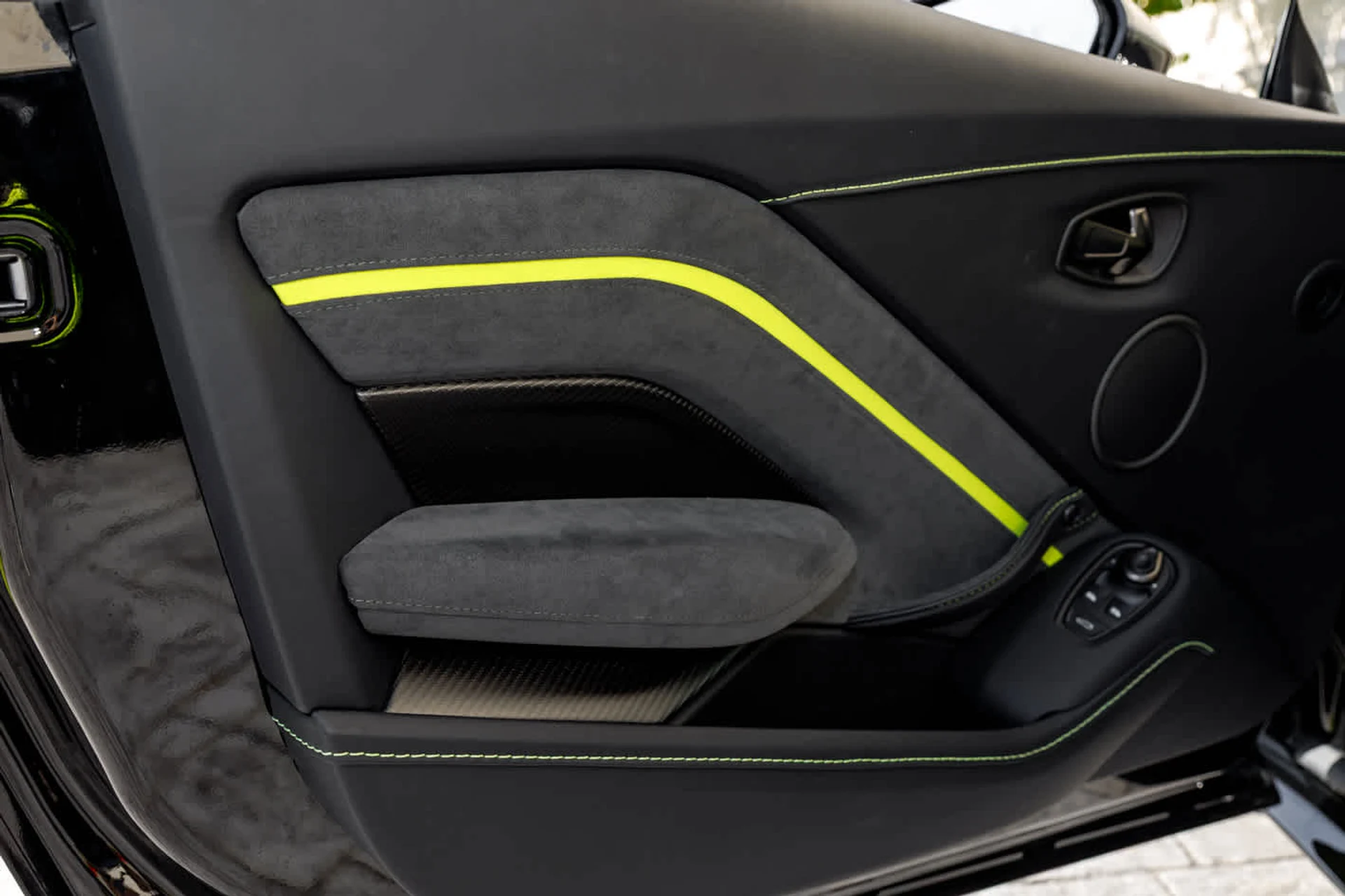 mph056_3119354217_57_25394aea8c