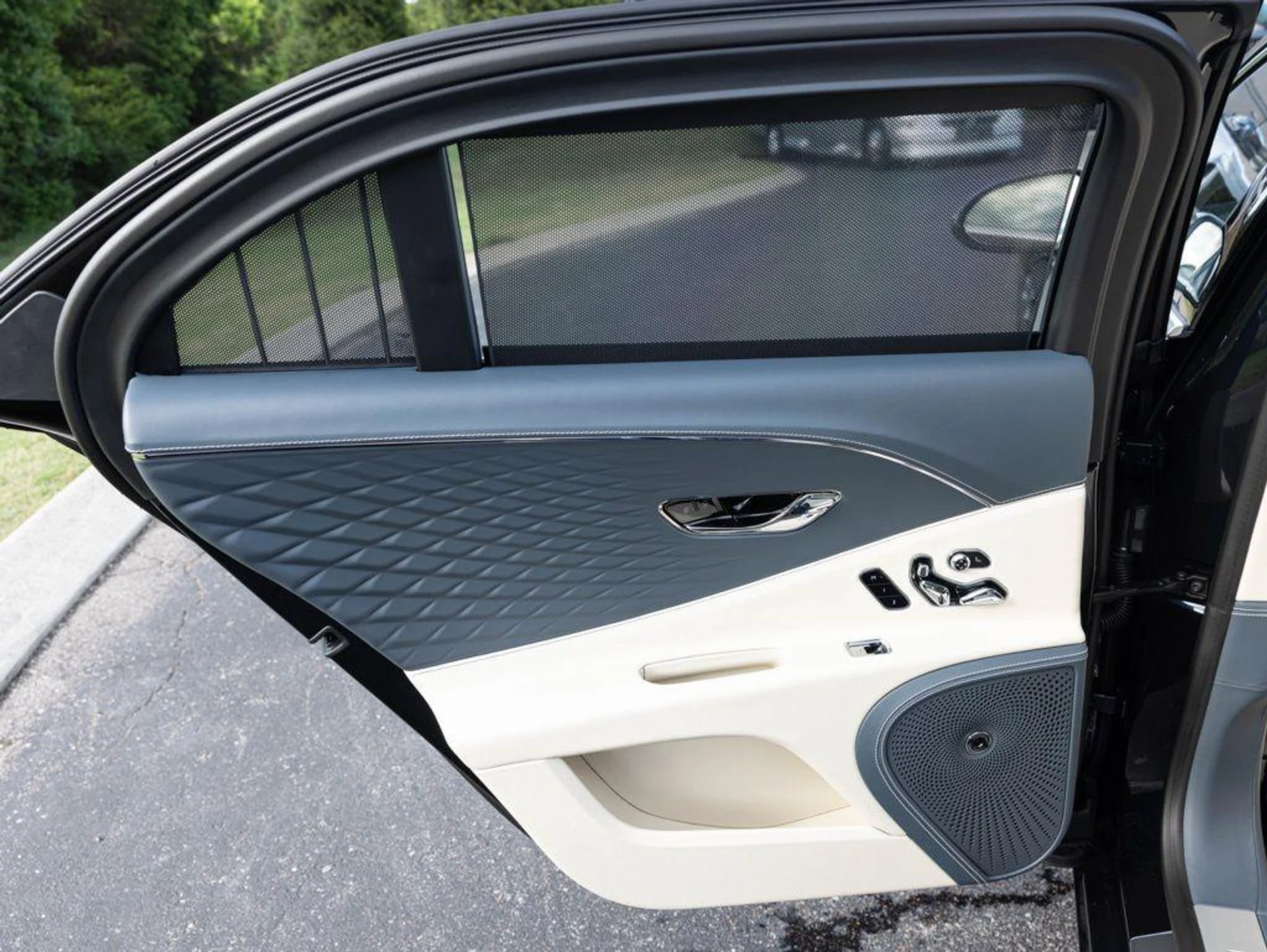 mph056_3127496774_515382885_69f36049087c98a25cbbb47c_be8f8fb659