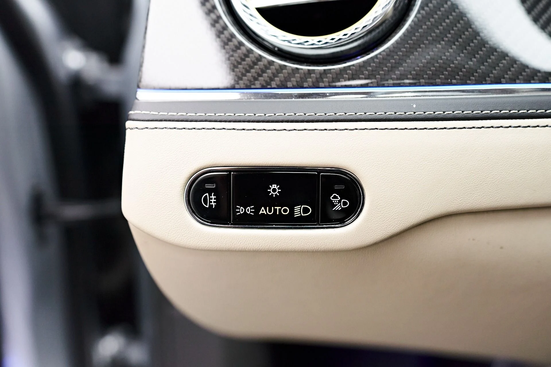 mph056_3132801131_Used_2022_Bentley_Flying_Spur_W12_1704916486_017b538302