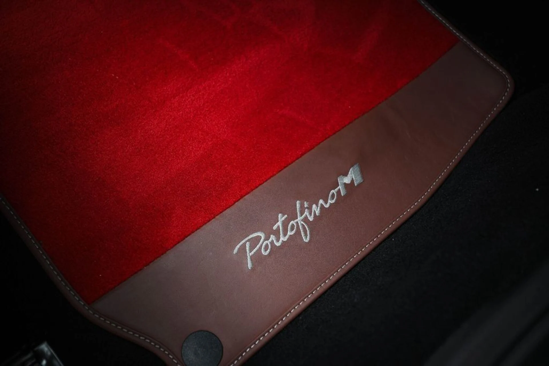 mph056_3147975305_d3187d0a772b7373e2710c9b475dfbac_1c00b6370d