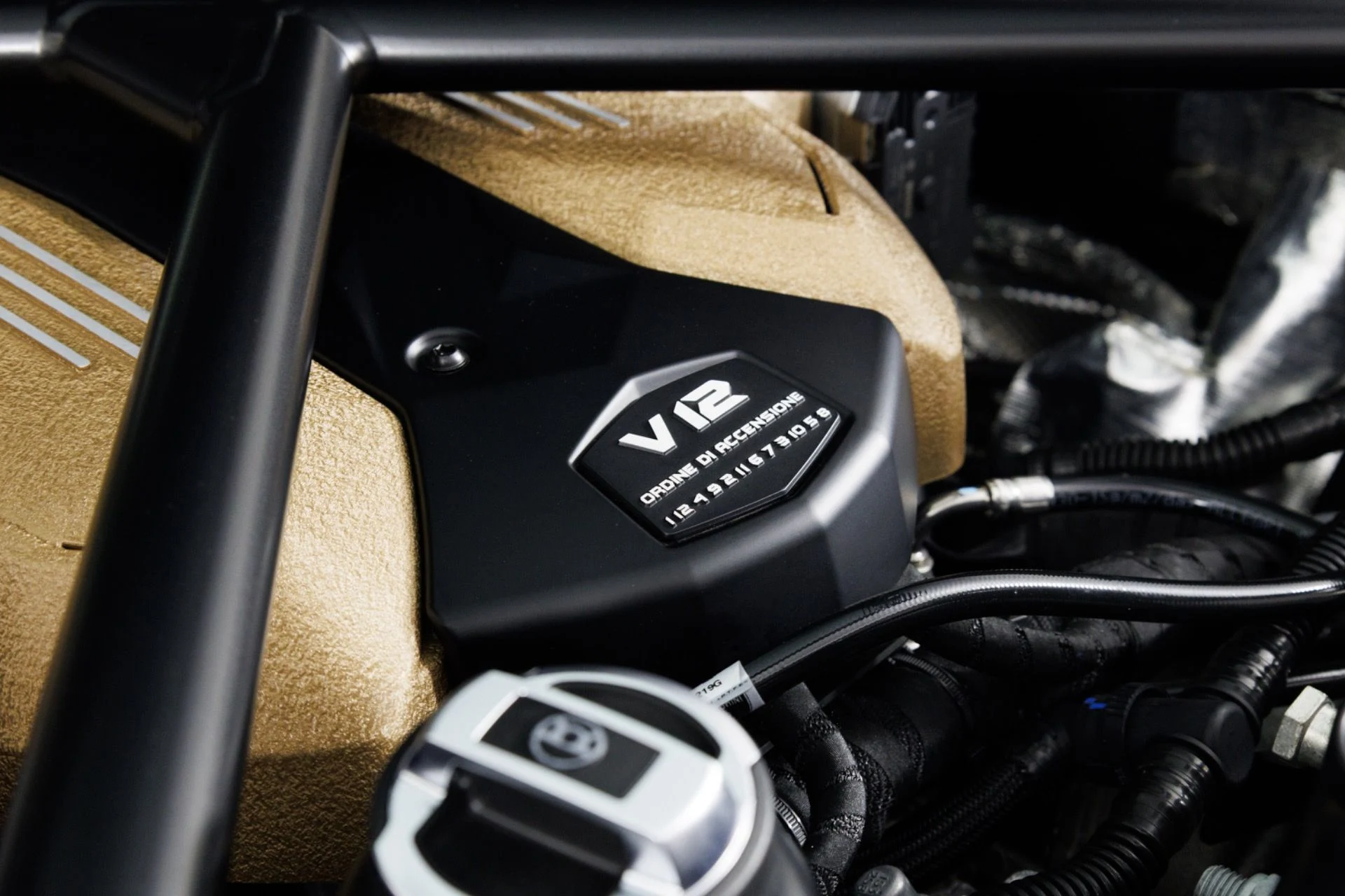 mph056_3160625140_Used_2022_Lamborghini_Aventador_LP_780_4_Ultimae_1784925960_76981b5b93