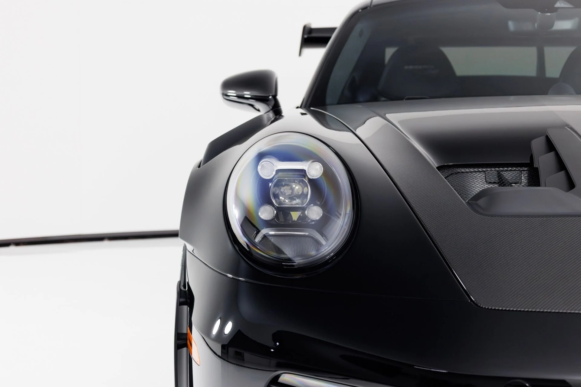 mph056_3162781365_Used_2025_Porsche_911_GT_3_RS_1767383467_a2fcdbcd89