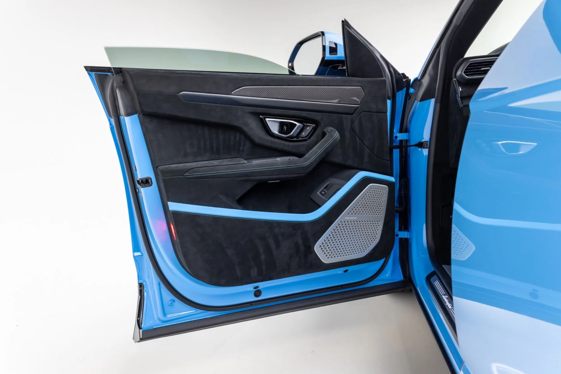 mph056_319010187_13287_p57_l_32356fddb3