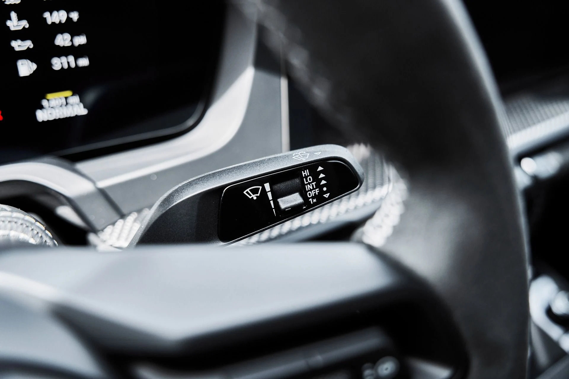 mph056_3198466276_Used_2025_Porsche_911_GT_3_1775332938_c42b26670c