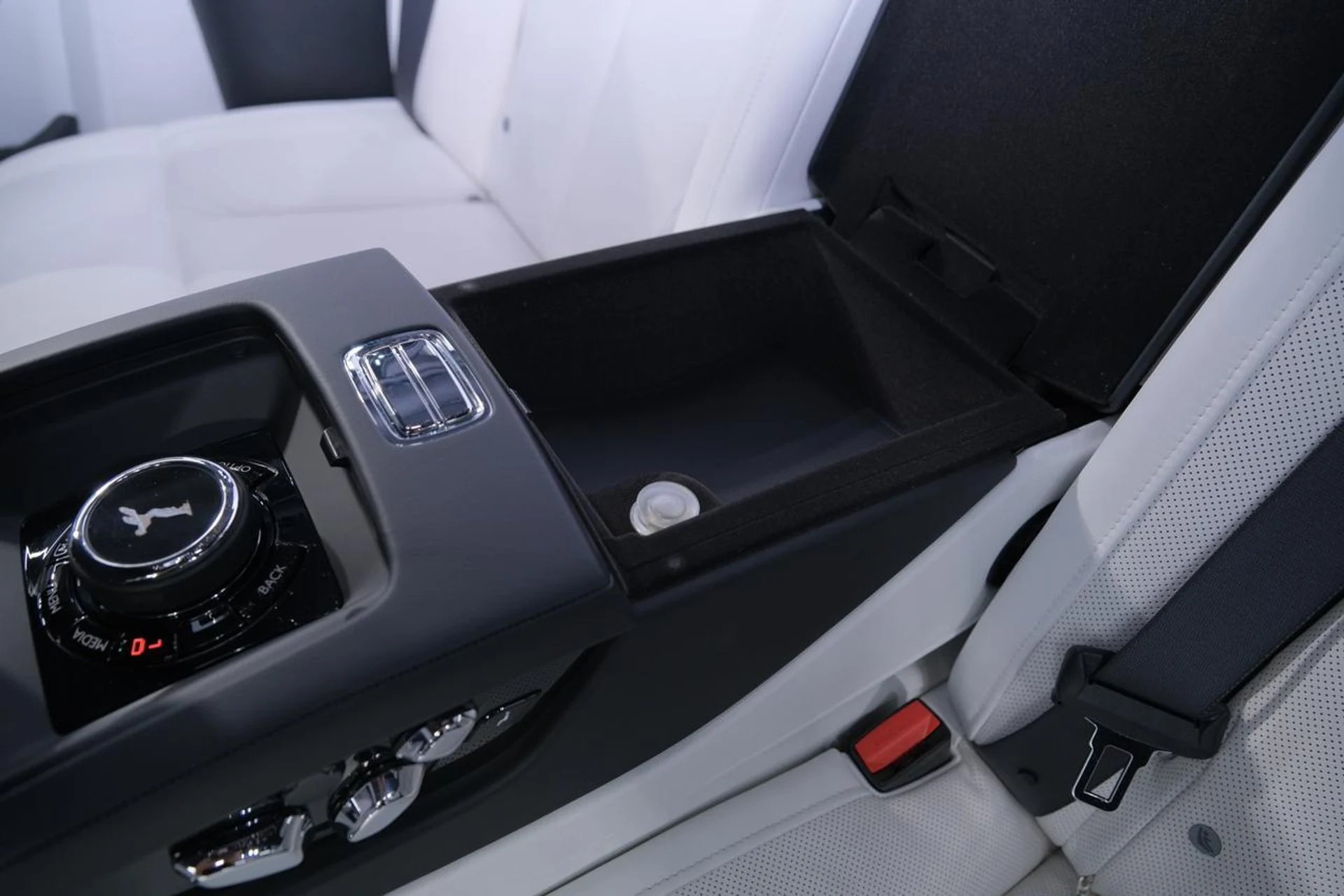 mph056_319926726_420aa28756b25a339097e8005beca685_87fbc40836