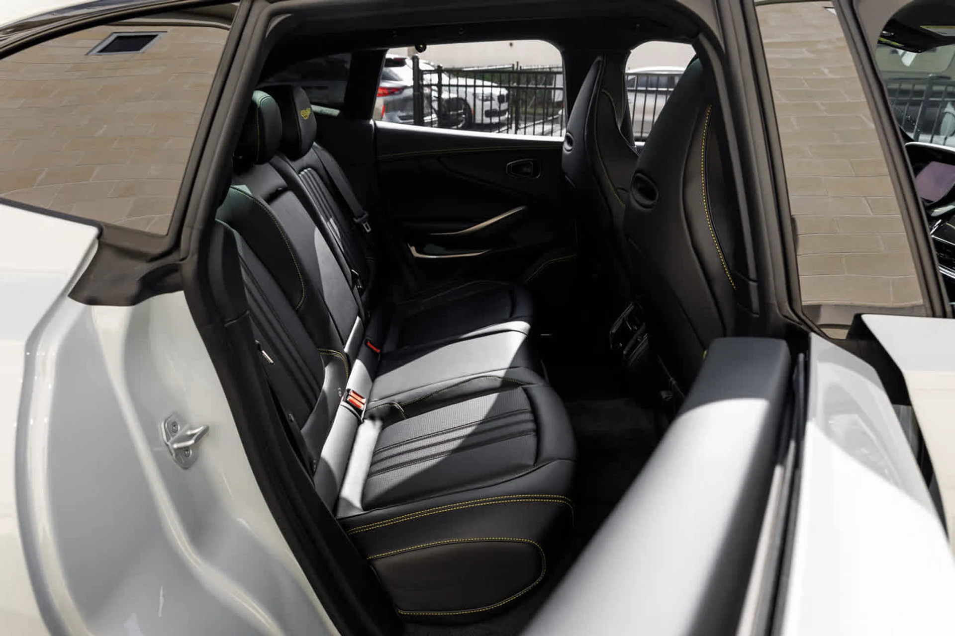 mph056_3205830248_57_9195d46527