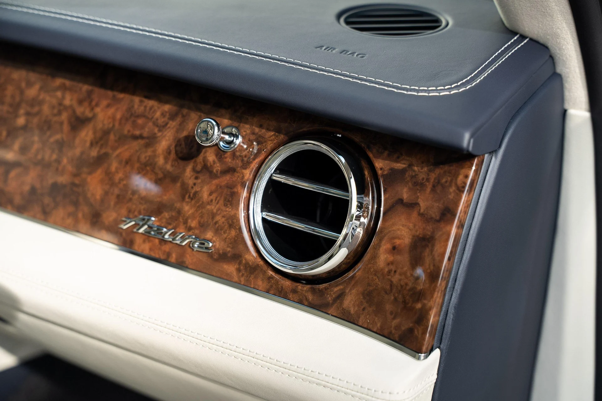 mph056_3245141768_389622358_677365c82b7a94b33fd41a7b_3b64b09ebc