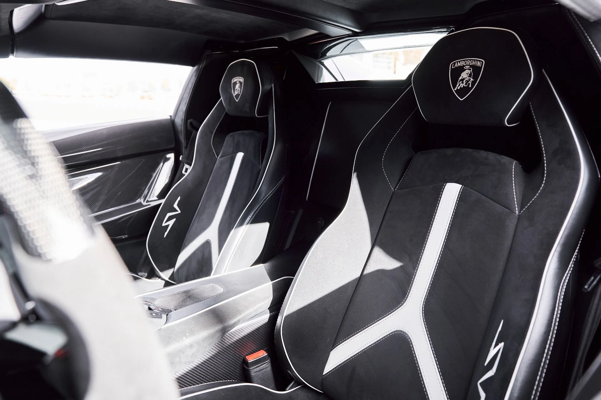 mph056_3249455303_Used_2017_Lamborghini_Aventador_LP_750_4_Super_Veloce_1768358738_8e5b14a42e