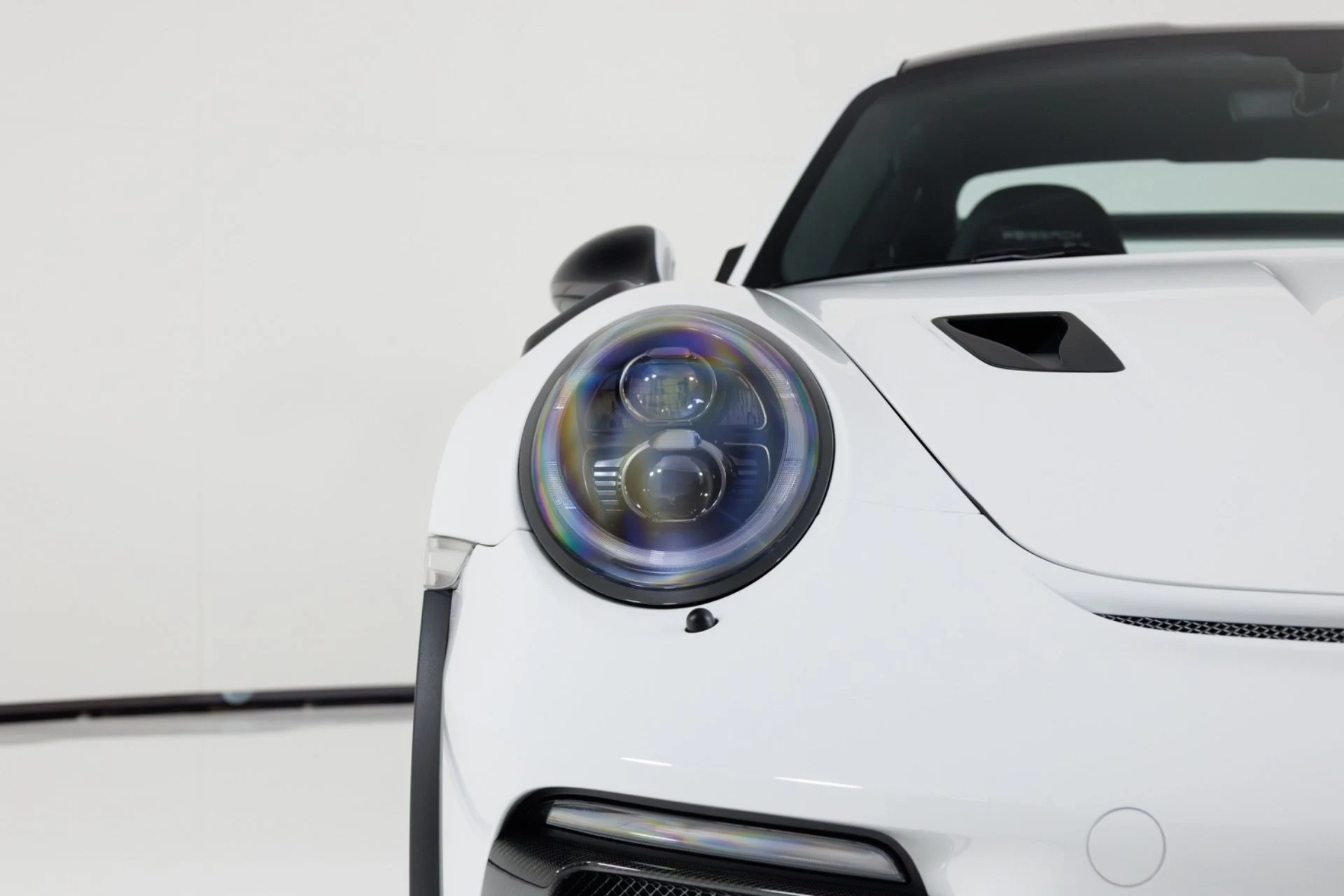 mph056_3253867936_Used_2019_Porsche_911_GT_3_RS_1774651739_53d5828ac0