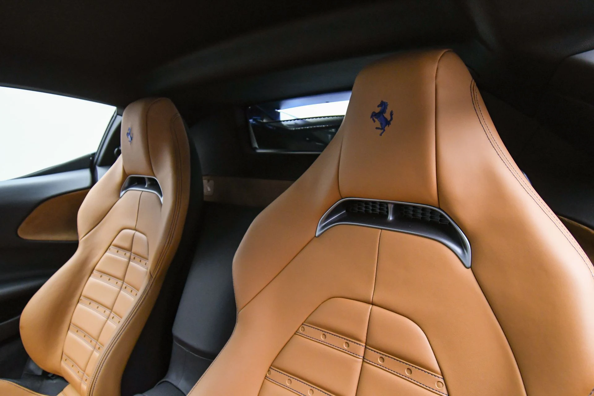 mph056_3255660934_79dc4bfa_f636_40bd_a04f_57d939df46a2_3ae8743931