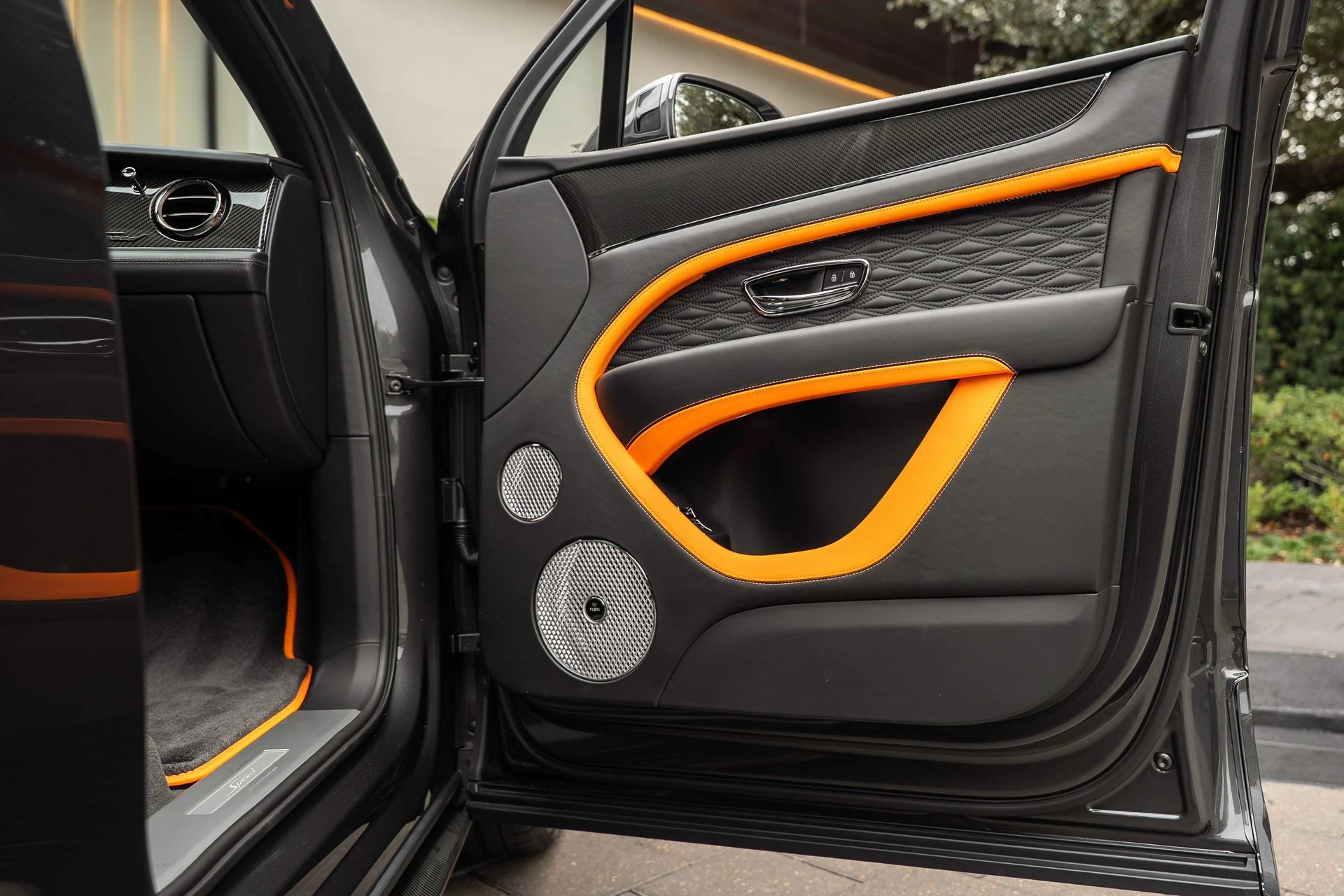 mph056_3287503573_481316810_6967325c06313b069d563be3_506d46abbc