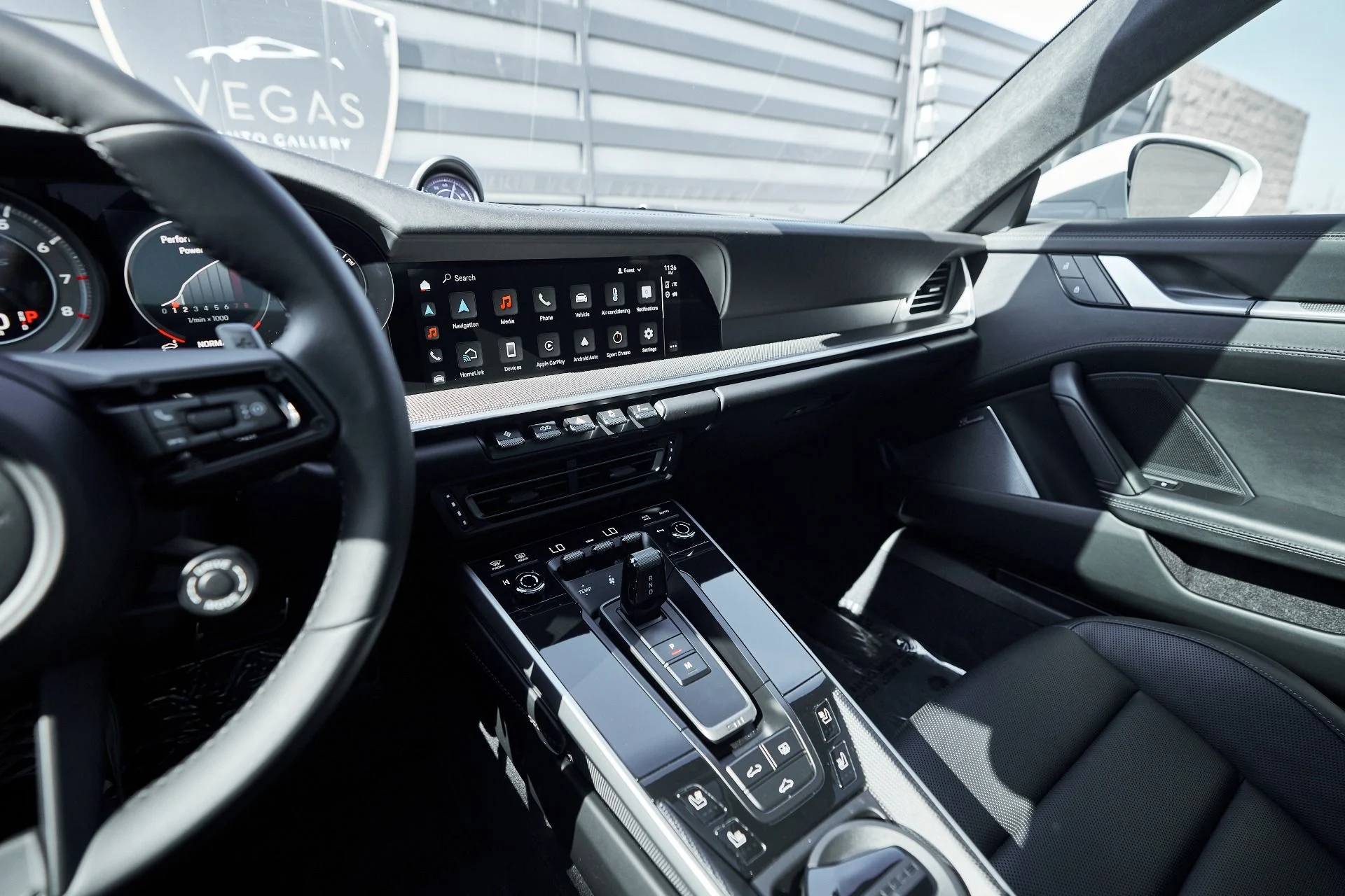 mph056_3305384466_Used_2025_Porsche_911_Turbo_S_1762914305_540d70d7f1