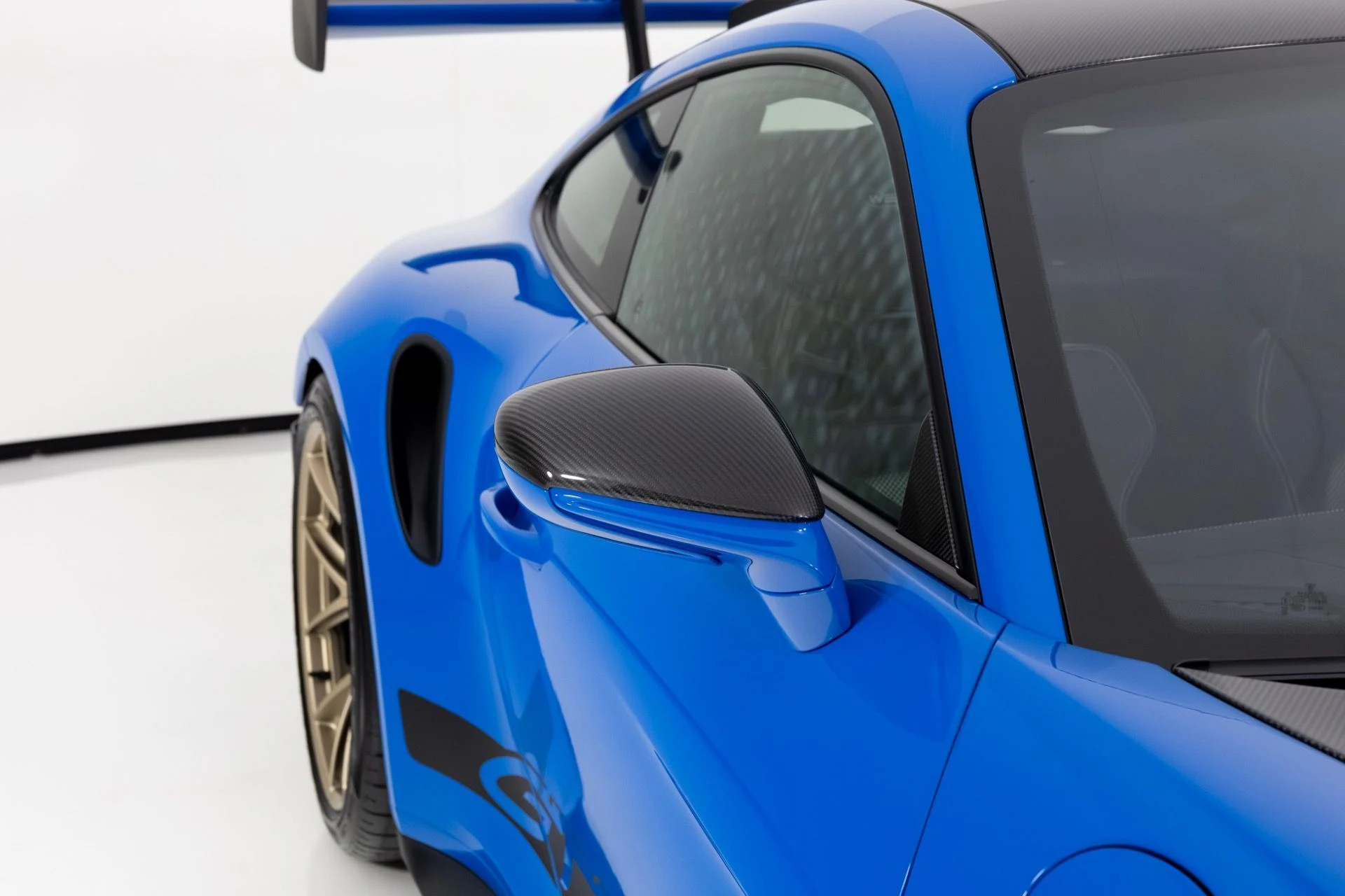 mph056_3331053530_Used_2025_Porsche_911_GT_3_RS_1765482759_8625850ad1