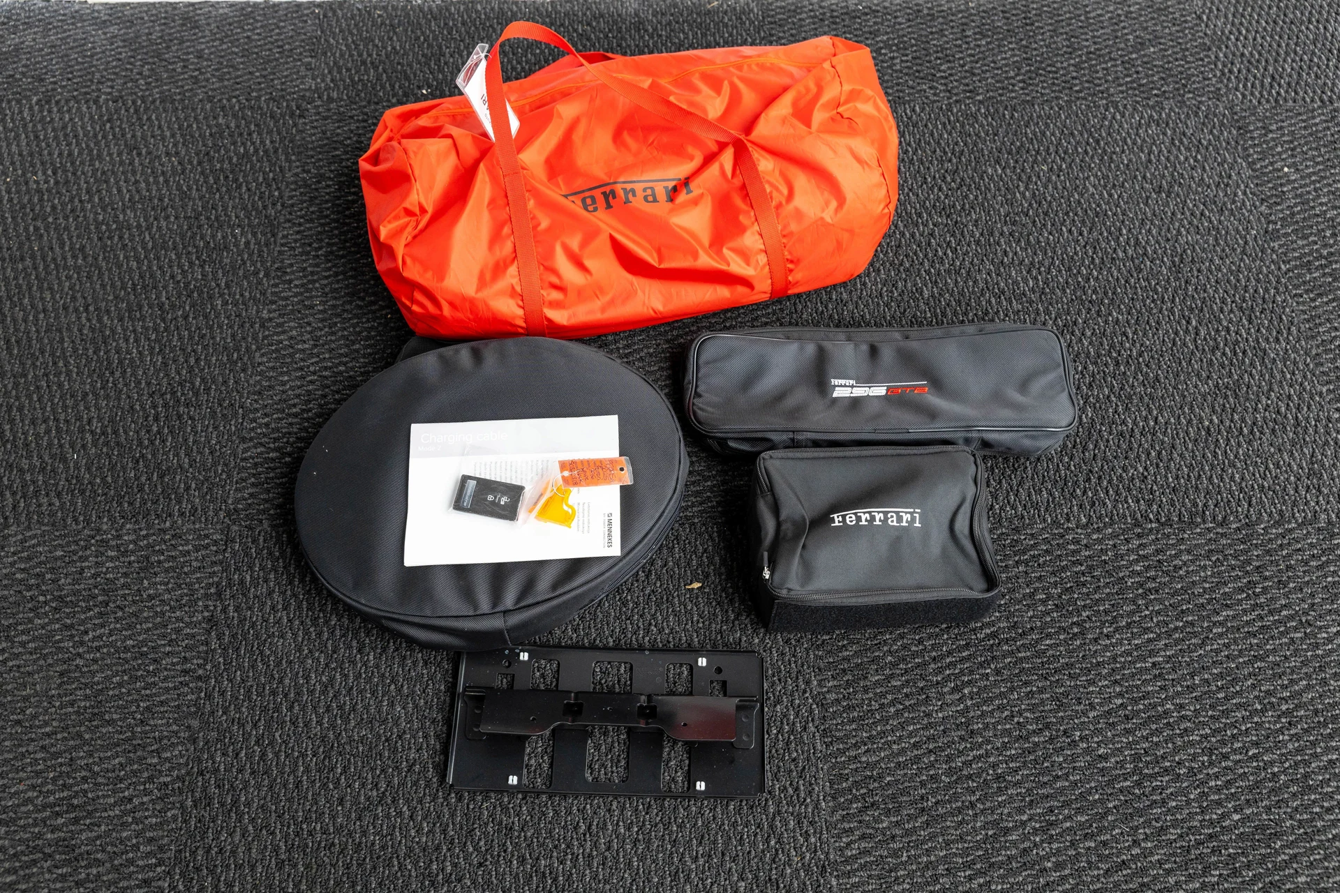 mph056_3356832499_b28d0fe3a3a94000bec8a586b7052ef1_2e3255492b