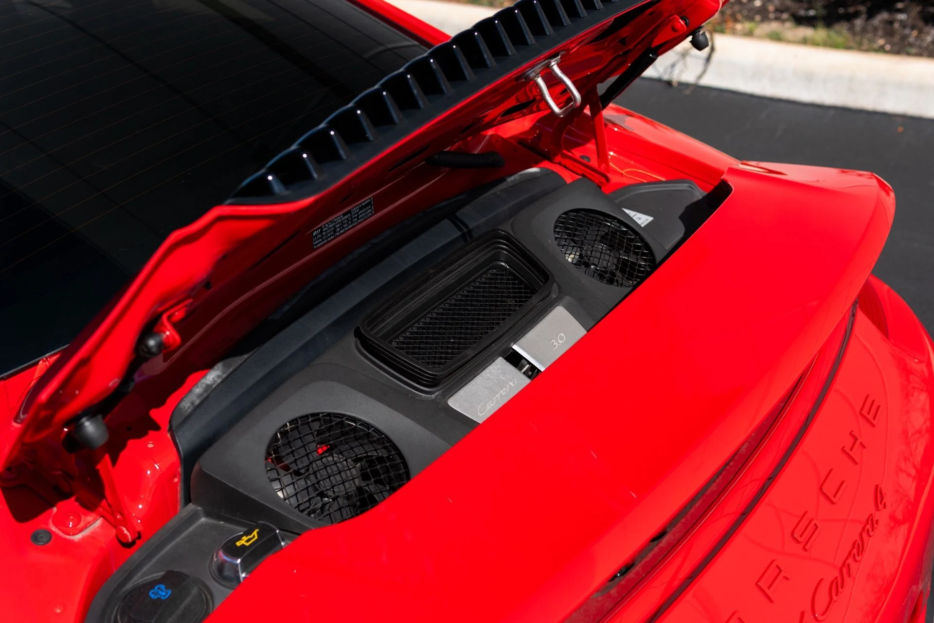 mph056_3384004439_Used_2019_Porsche_911_Carrera_4_1772073420_27f6409565