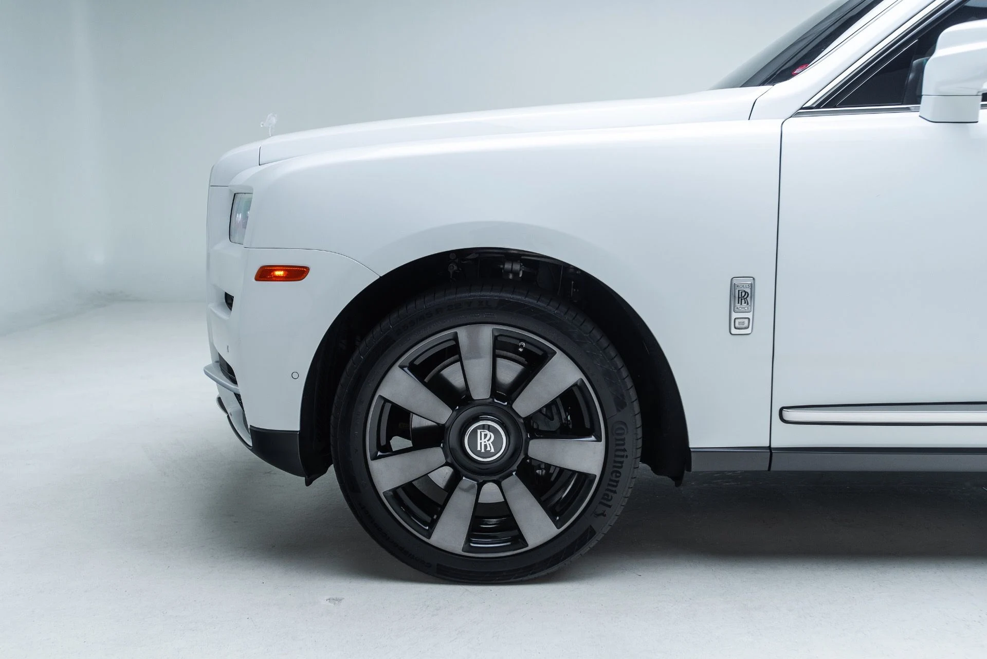 mph056_3384280284_Used_2019_Rolls_Royce_Cullinan_1786991337_a21e9ceac5