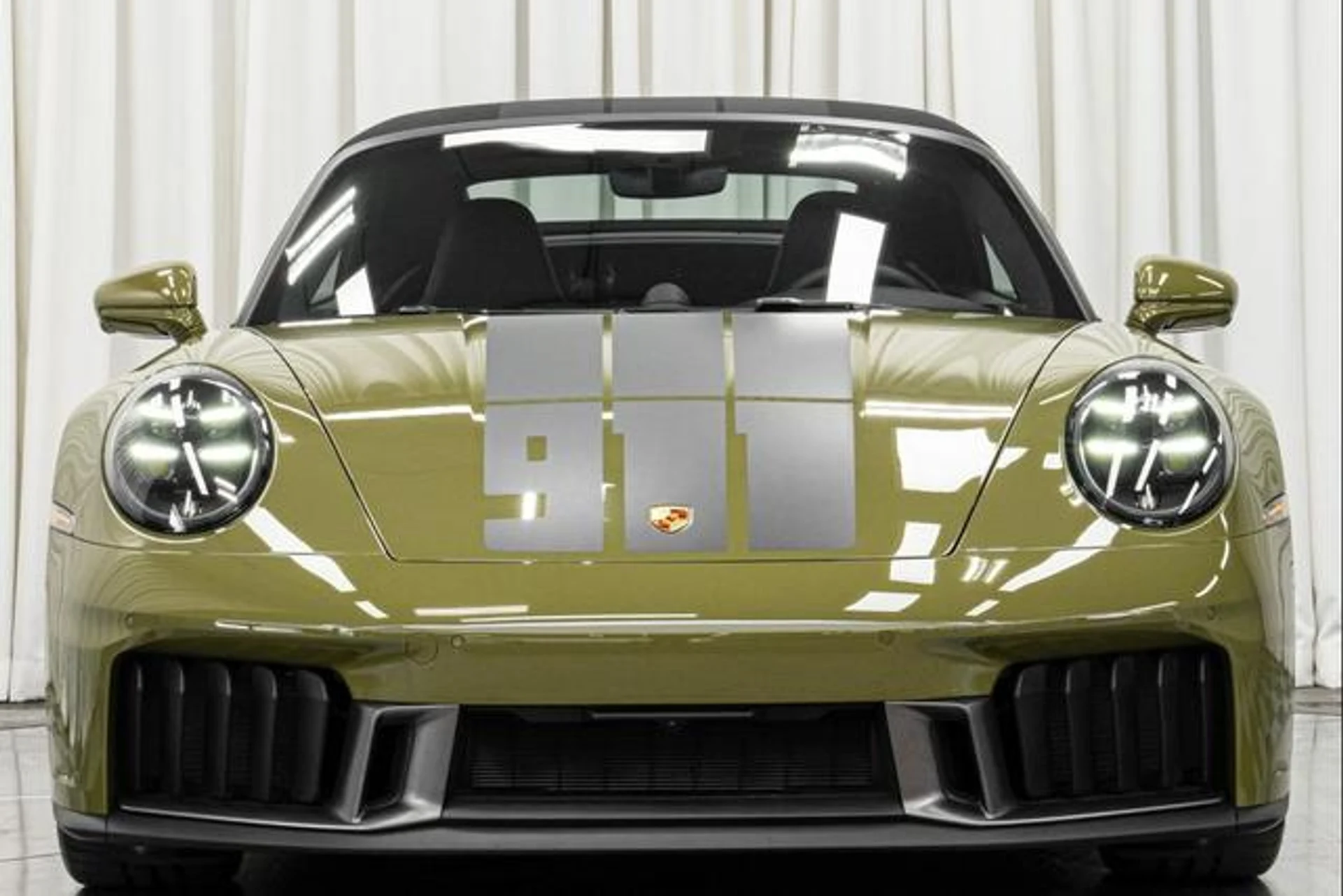 mph056_338948320_h_JN_7nmu0nn_Nqic_Pb9_V_Snp_Q0_P_o8_3086b8c8de