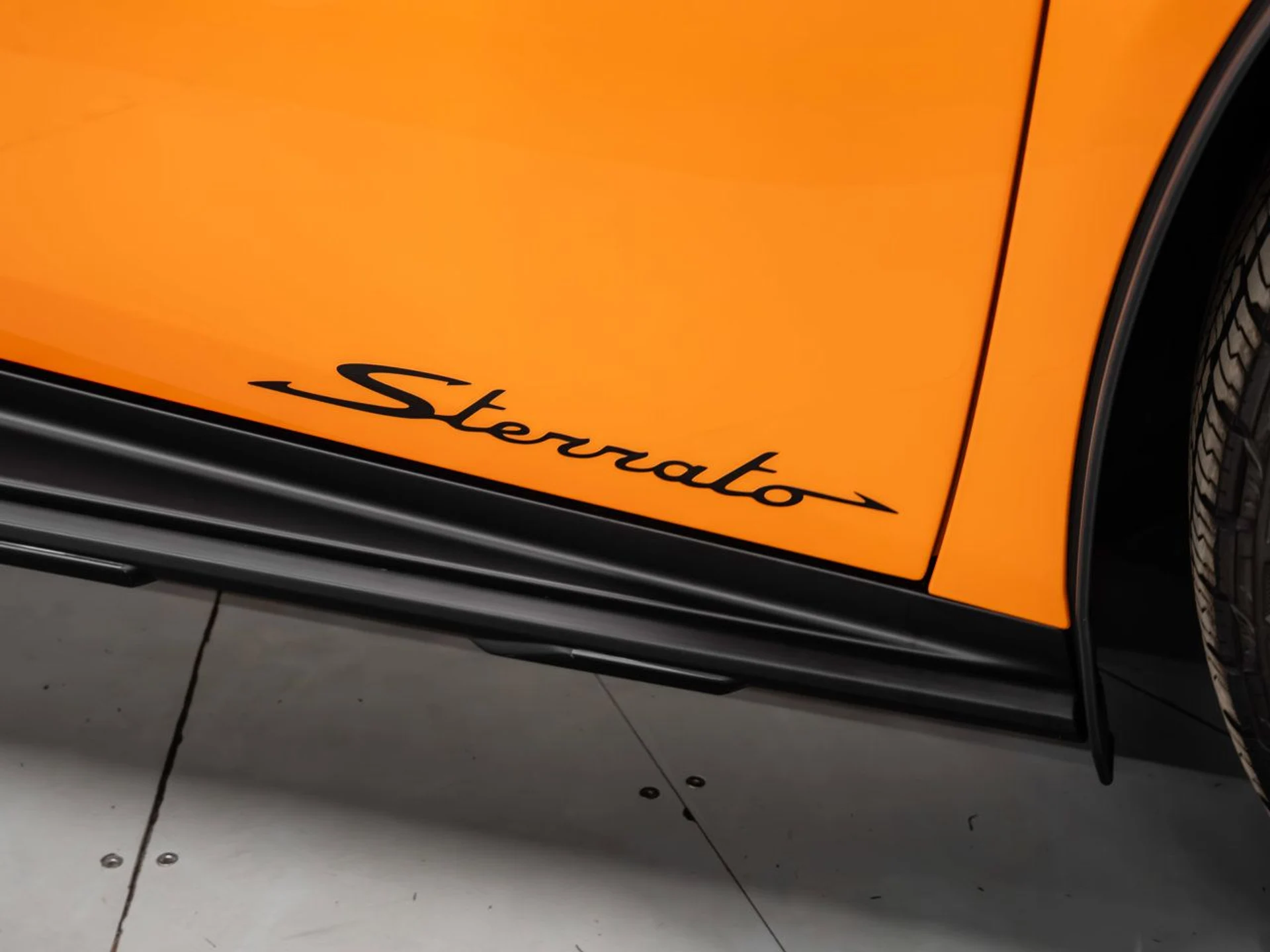 mph056_3407156800_lamborghini_huracan_2023_222385a4eb