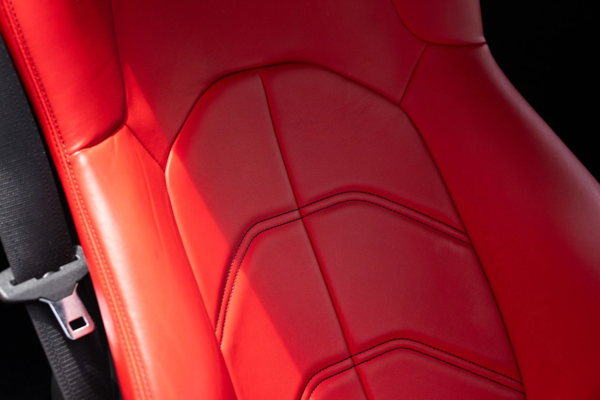 mph056_3417260132_Used_2016_Ferrari_488_GTB_1777085650_954b5eefe5