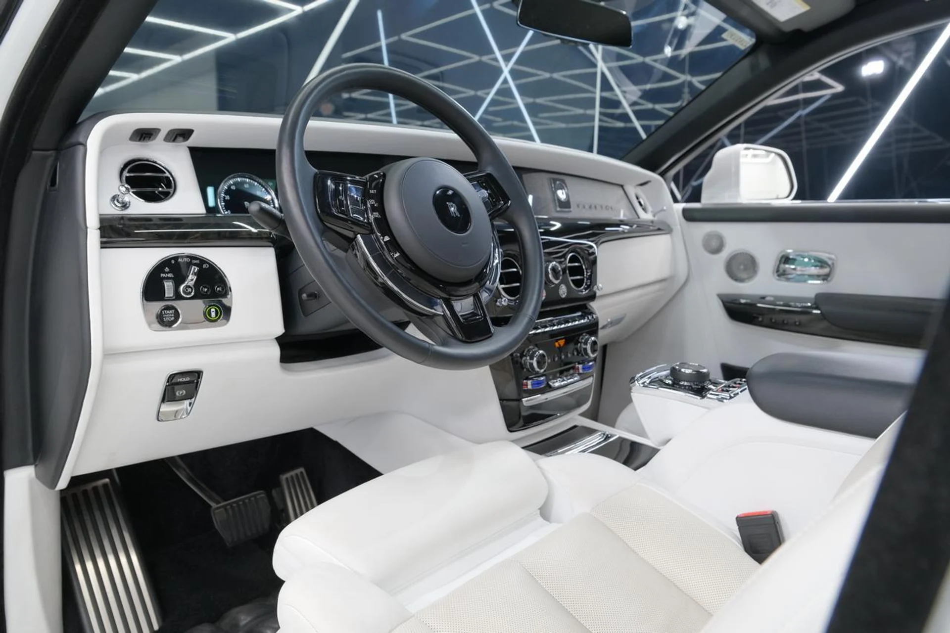 mph056_3483413705_9ba14115a24904a63b486a975d69316f_09e29eb6ed