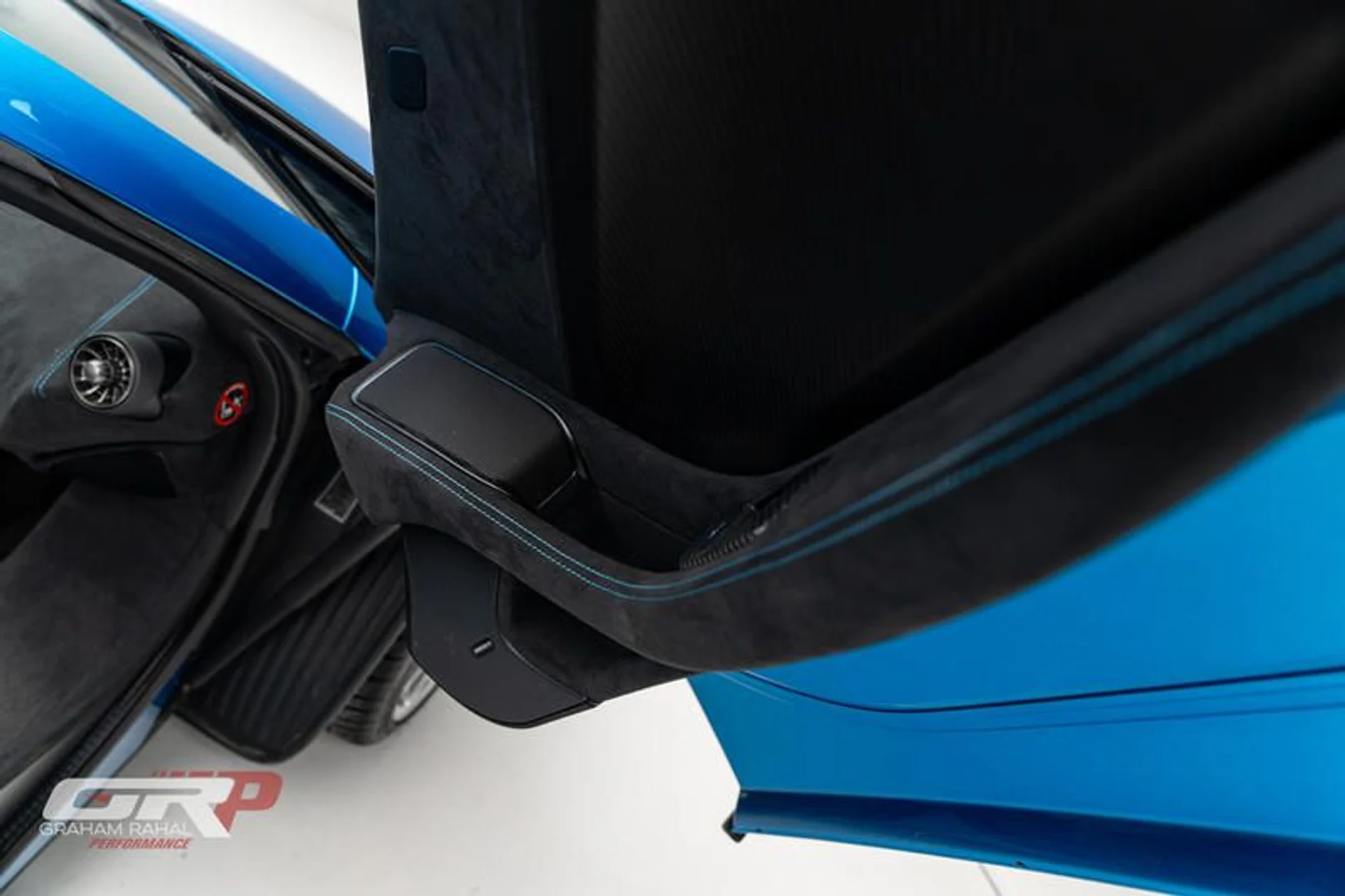 mph056_3513827598_A654_FBFB_B75_A_4298_9_BDB_5_E25_A7_BC_2_A68_2b157eab26