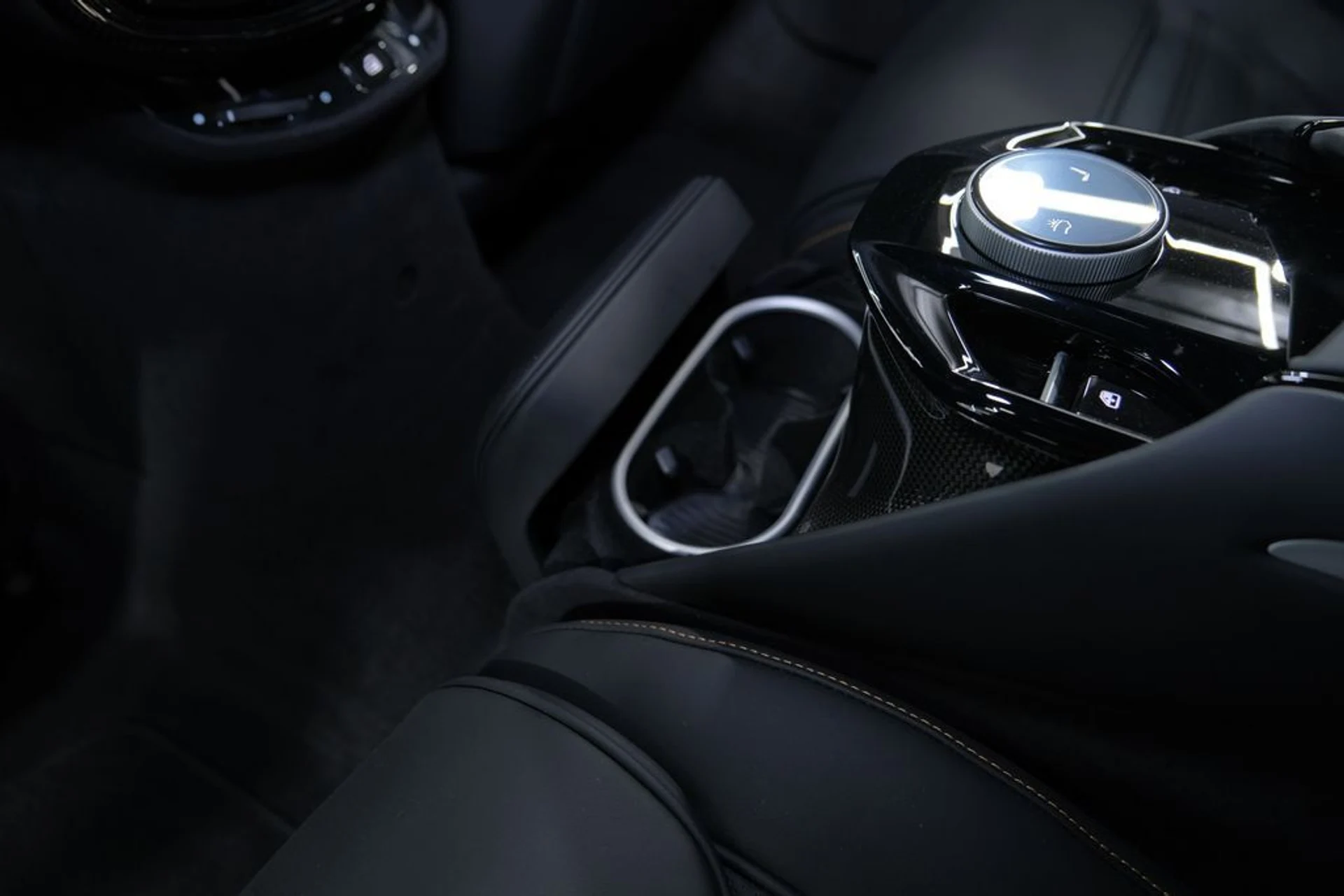 mph056_3627848891_5d9faffa9ba63afb22eff31181a95443_a93ca28c6b