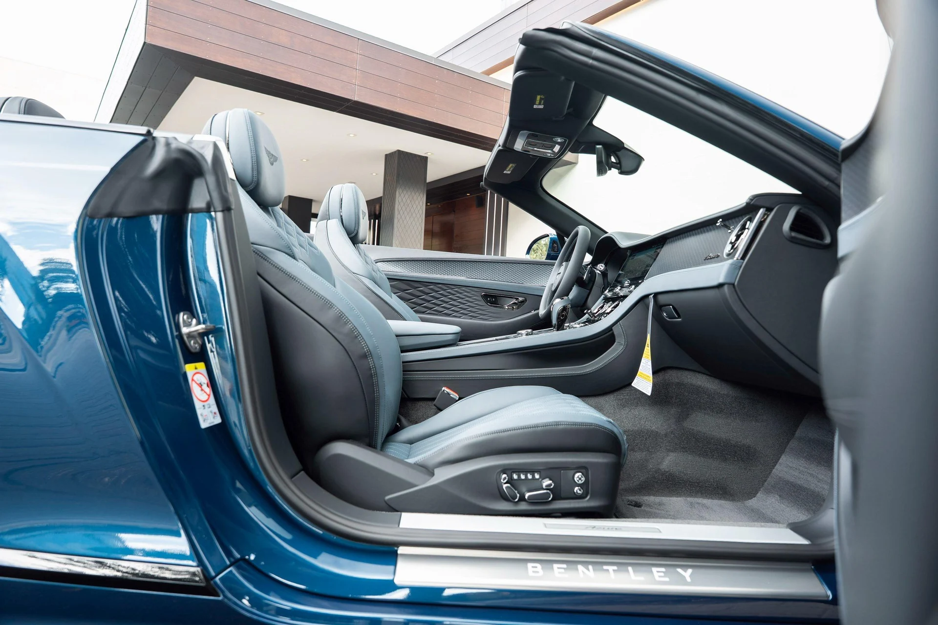 mph056_3682391035_462758414_691761b4523de9a4650eb9ae_e3b6d2c920