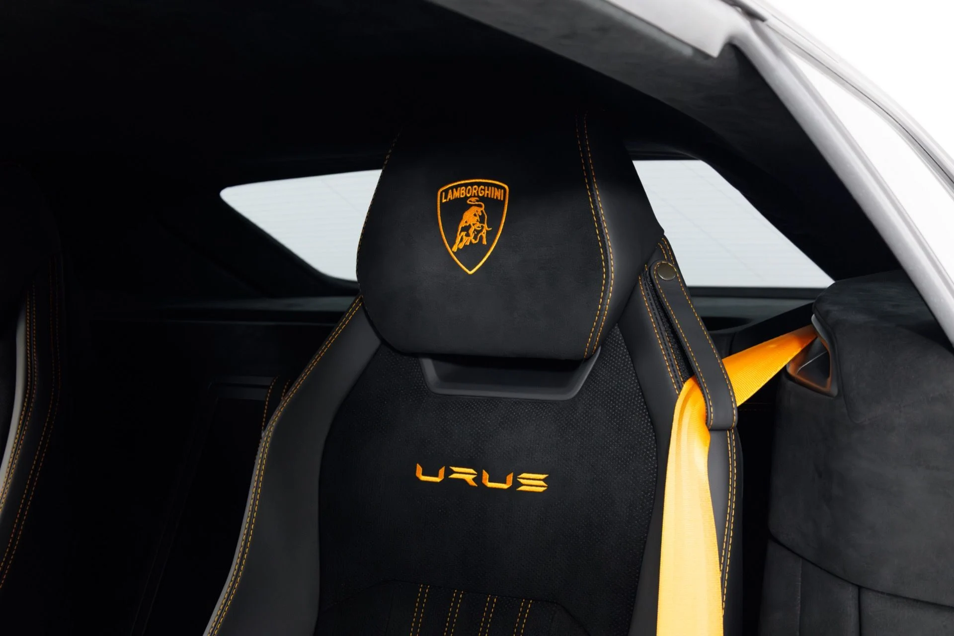 mph056_3697356840_Used_2024_Lamborghini_Urus_Performante_1780601148_a3afc59b39