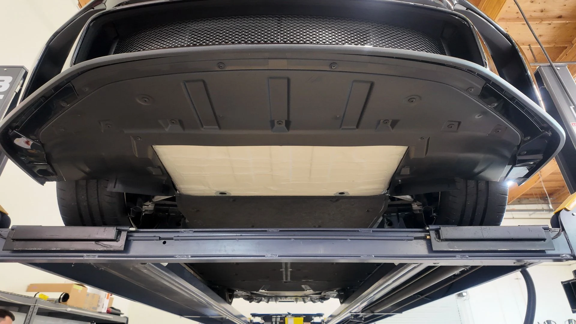 mph056_3699245915_Used_2024_Porsche_911_GT_3_Touring_1752270852_8d774a6277