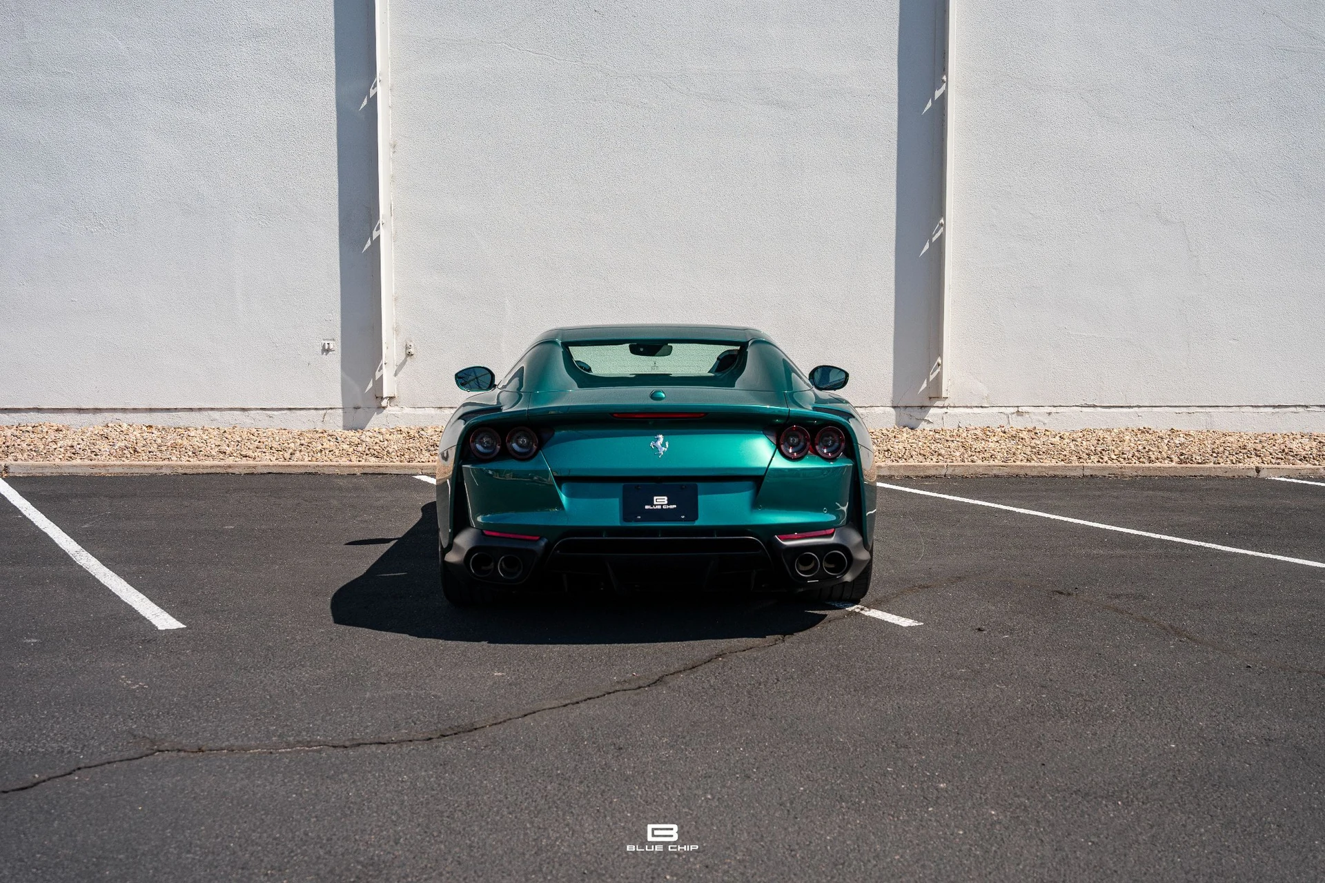 mph056_3725636608_6a613008d654c79302f0ed03_23798_202022_20_Ferrari_20812_20_GTS_20_Verde_20_British_57_eeef4555e9