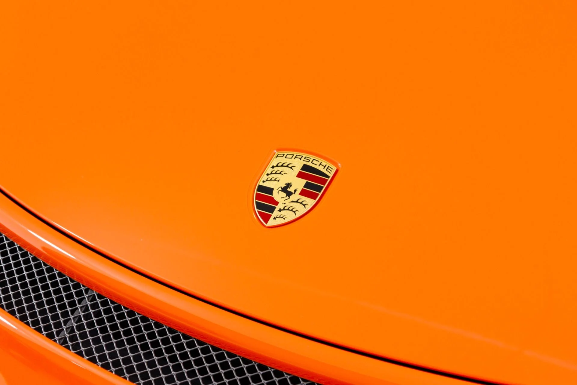 mph056_3727381339_Used_2018_Porsche_911_GT_3_1785880194_6f883f4b49