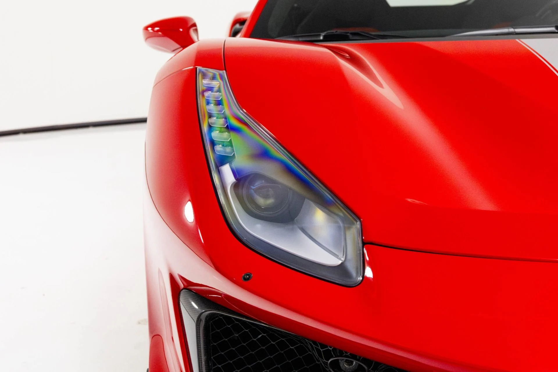 mph056_3729818211_Used_2019_Ferrari_488_Pista_1761352057_8fe4b9f69b