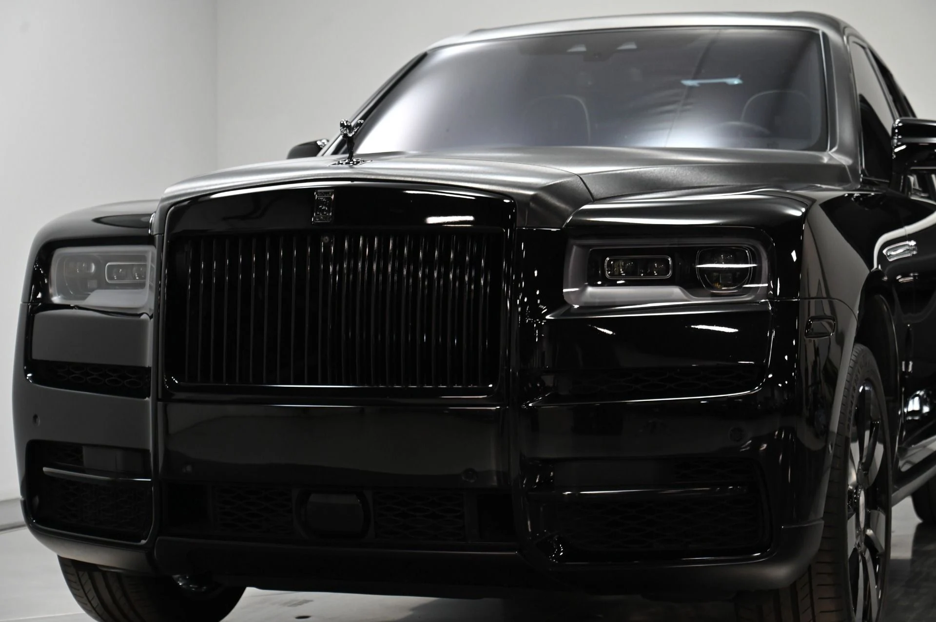 mph056_3747312364_Used_2019_Rolls_Royce_Cullinan_Base_1753916871_f1cbb35937