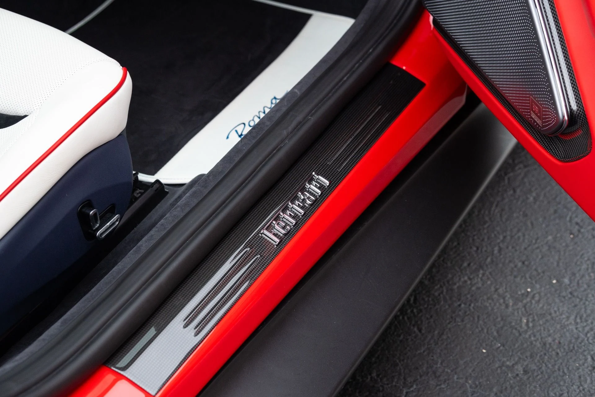 mph056_3761227531_Used_2023_Ferrari_Roma_1777005378_9e3f907c65