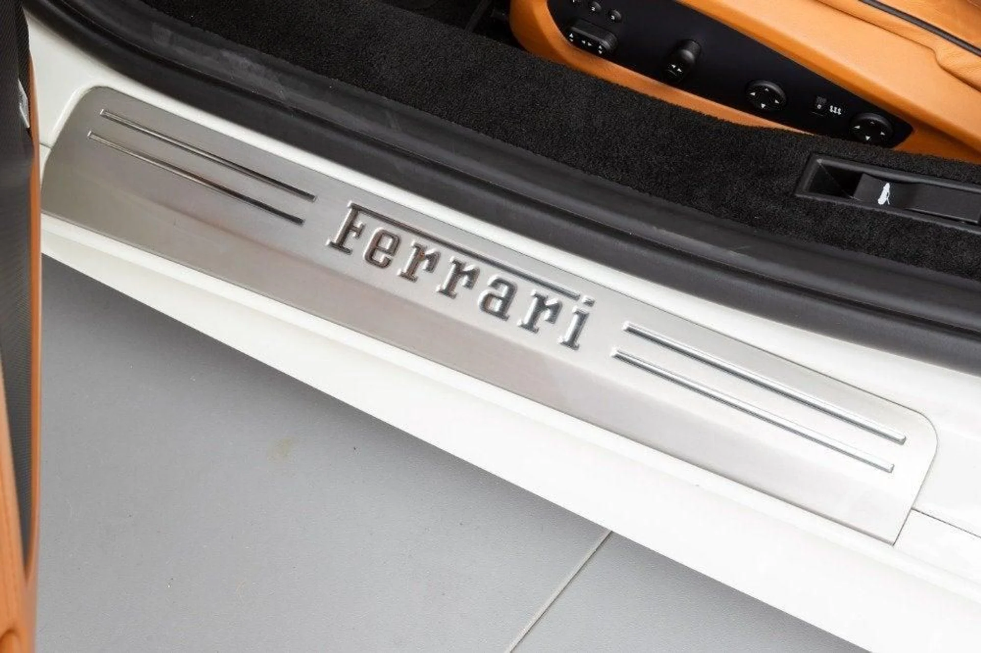 mph056_3763480524_Used_2014_Ferrari_458_Spider_1788615031_cc5efcdc29