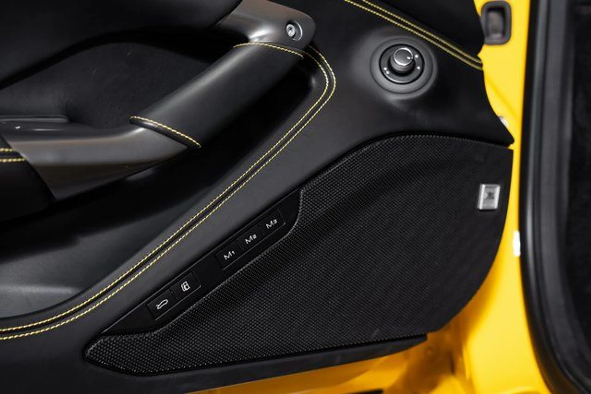 mph056_3849285792_364b6dd1dd06a932291f2dd54f8ce38cx_e729927255