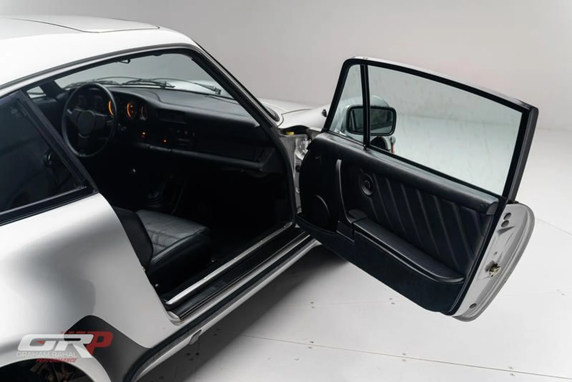 mph056_3862763736_86_D8883_D_FA_81_4_DCD_AB_81_88_BE_779_A0975_96705e0b8b