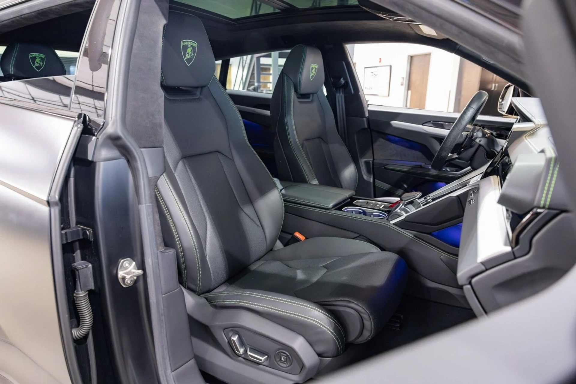 mph056_3949202942_Bg_e6873a2e97