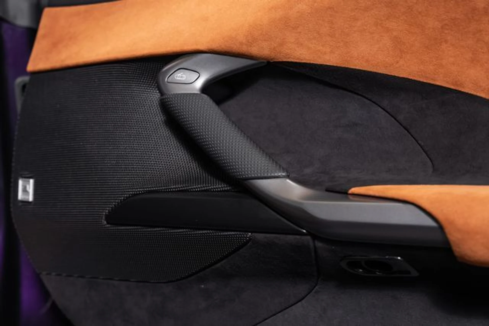 mph056_4019379460_e2670fc9bf2c06152893fe371ff13f51x_083efe2e31