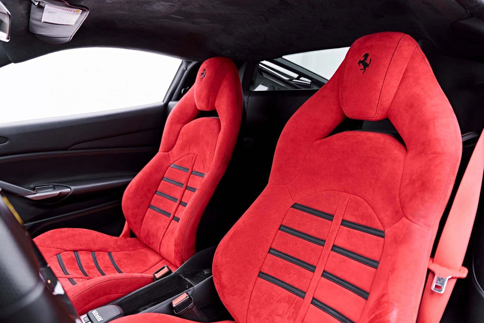 mph056_40215874_Used_2018_Ferrari_488_GTB_Base_1782869756_4adc9fe173