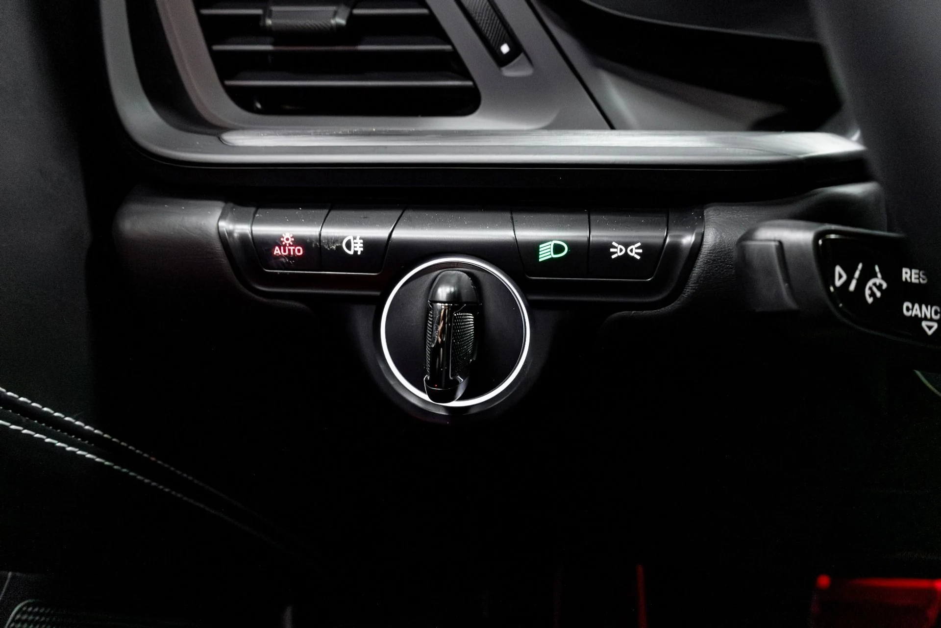 mph056_4046081464_Used_2024_Porsche_911_GT_3_Touring_1770958788_c4bc44f235