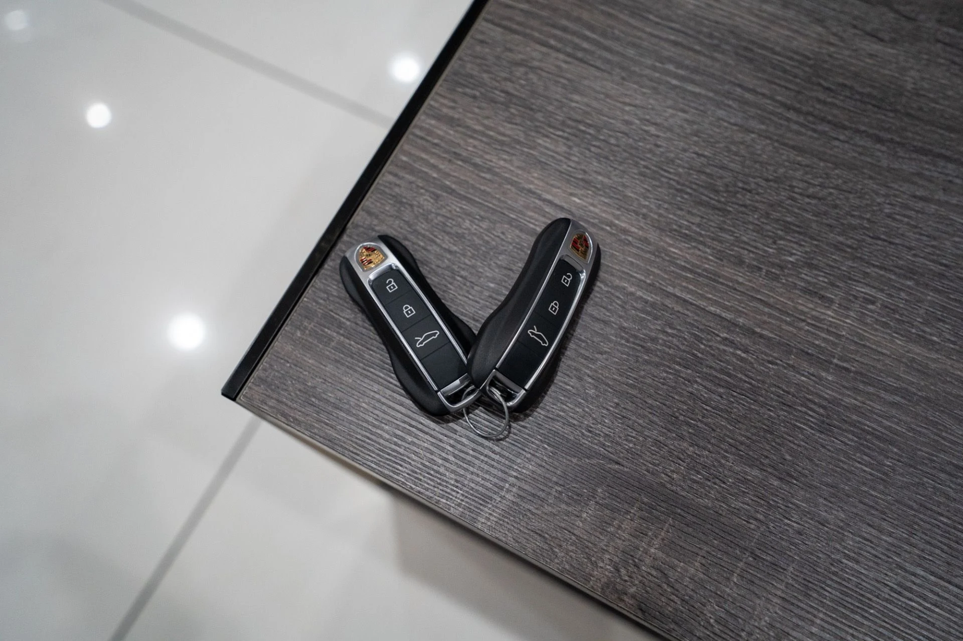 mph056_4084553349_11869_p57_l_4c16a21e26