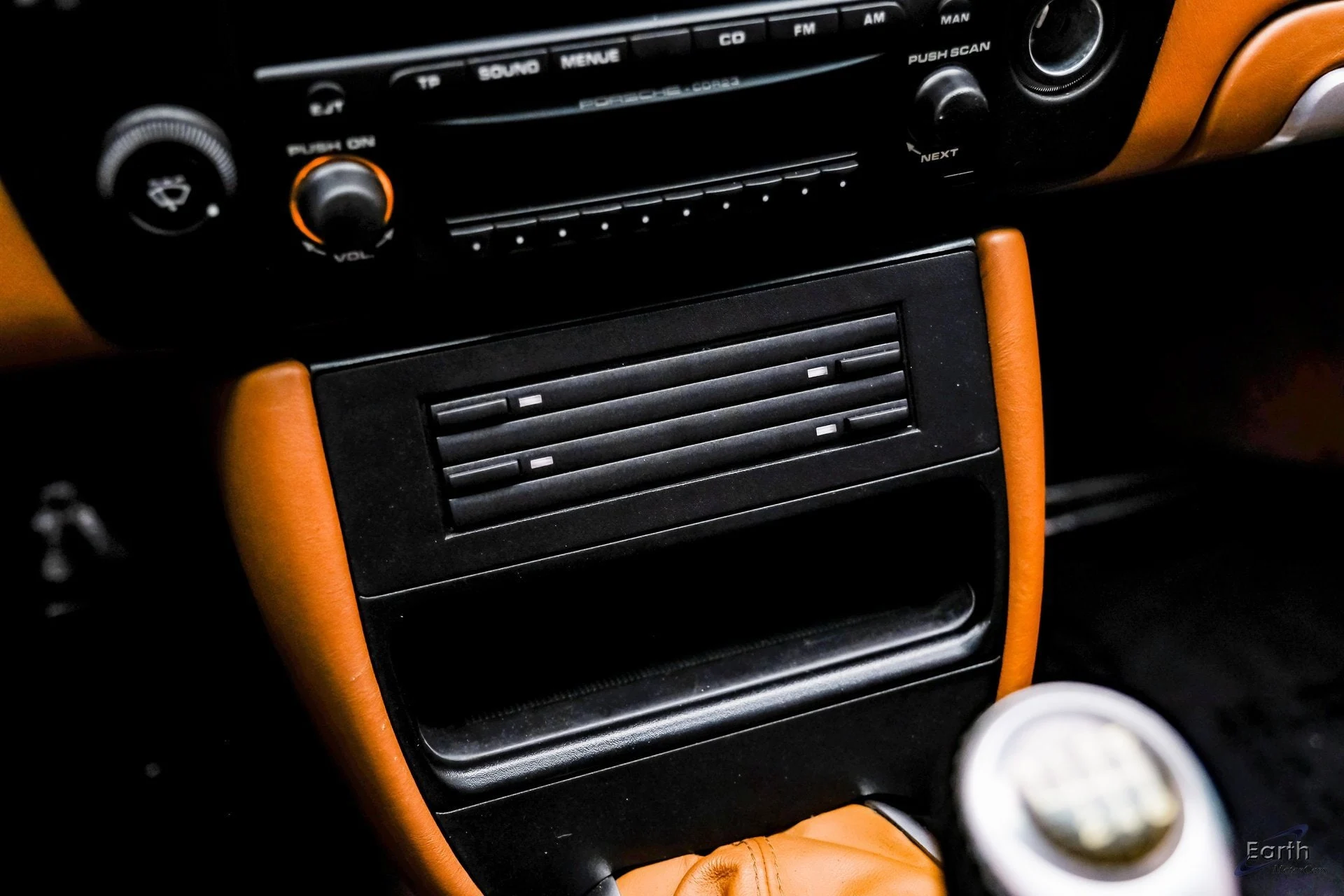 mph056_4095783827_f2e3a1f1d26eb3bfa9571544449aa0c1x_a4218f29a7