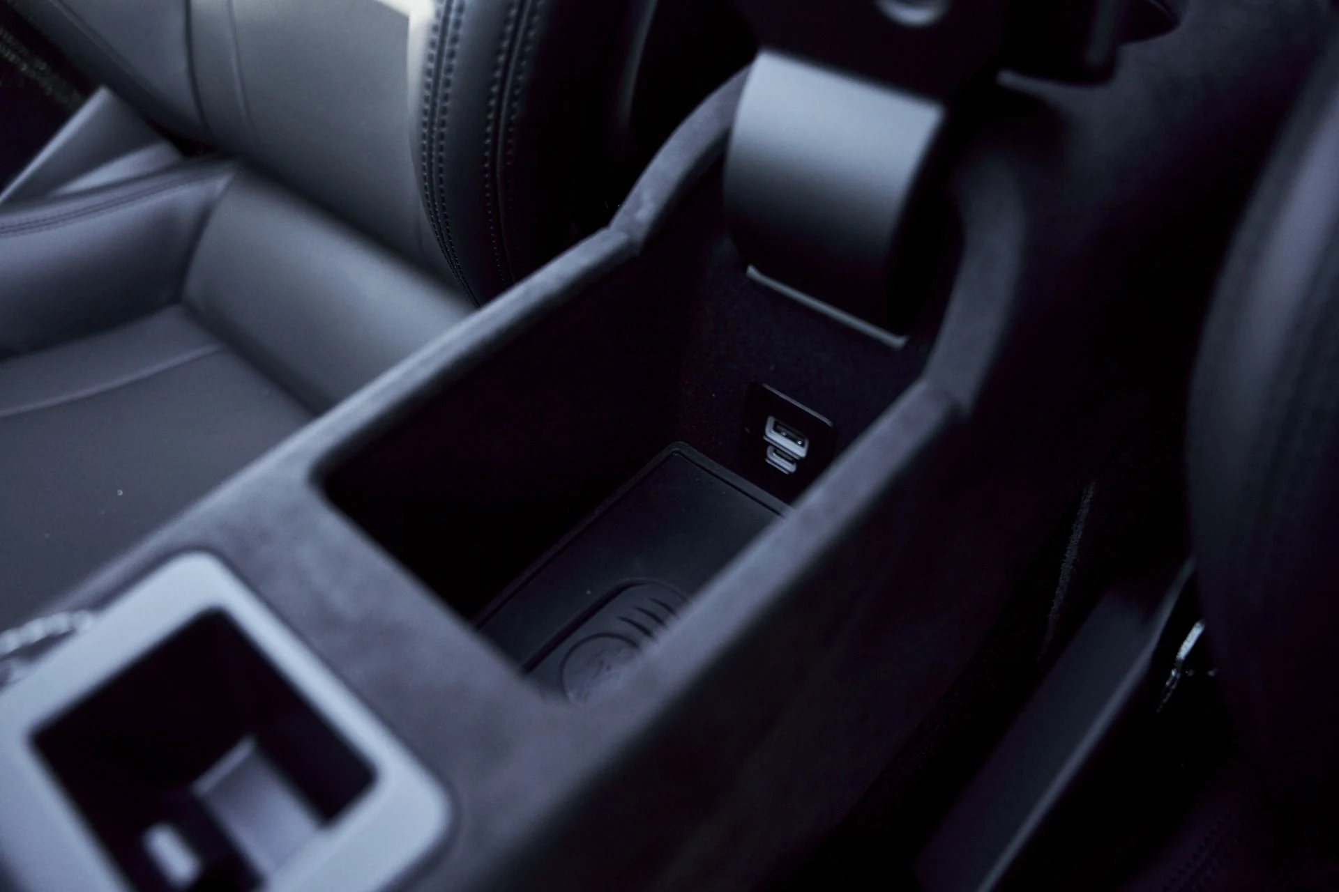 mph056_4096171638_Used_2024_Maserati_MC_20_1771382134_deb55f82c3