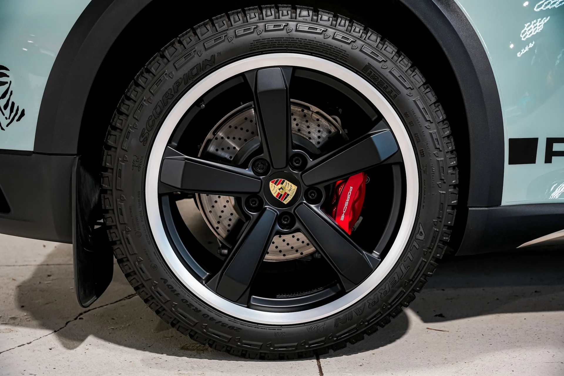 mph056_410625750_db236356e9e4c9e5a467a9afa17be118x_0ced2a3f35