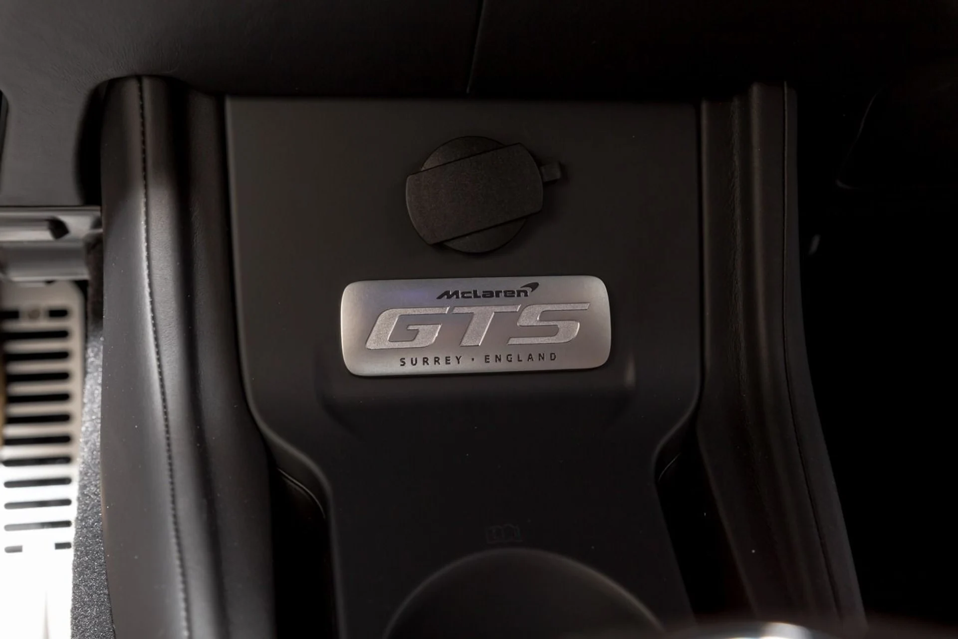 mph056_413348436_470_p57_l_fc5331f97f