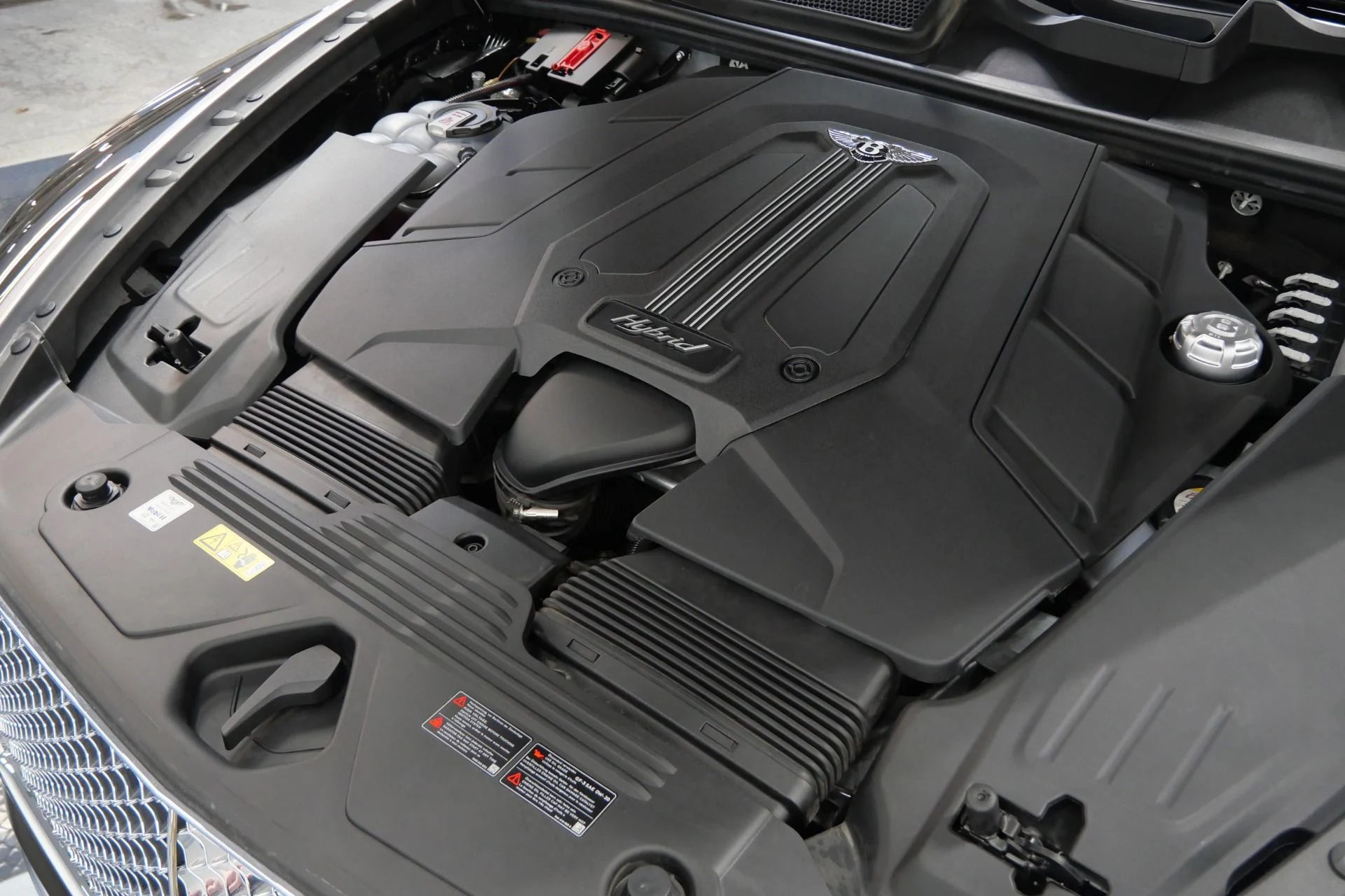 mph056_4135022272_Used_2021_Bentley_Bentayga_Hybrid_Mulliner_Driving_Specification_Four_Seat_Comfort_Specification_1767025553_0ff62305e1