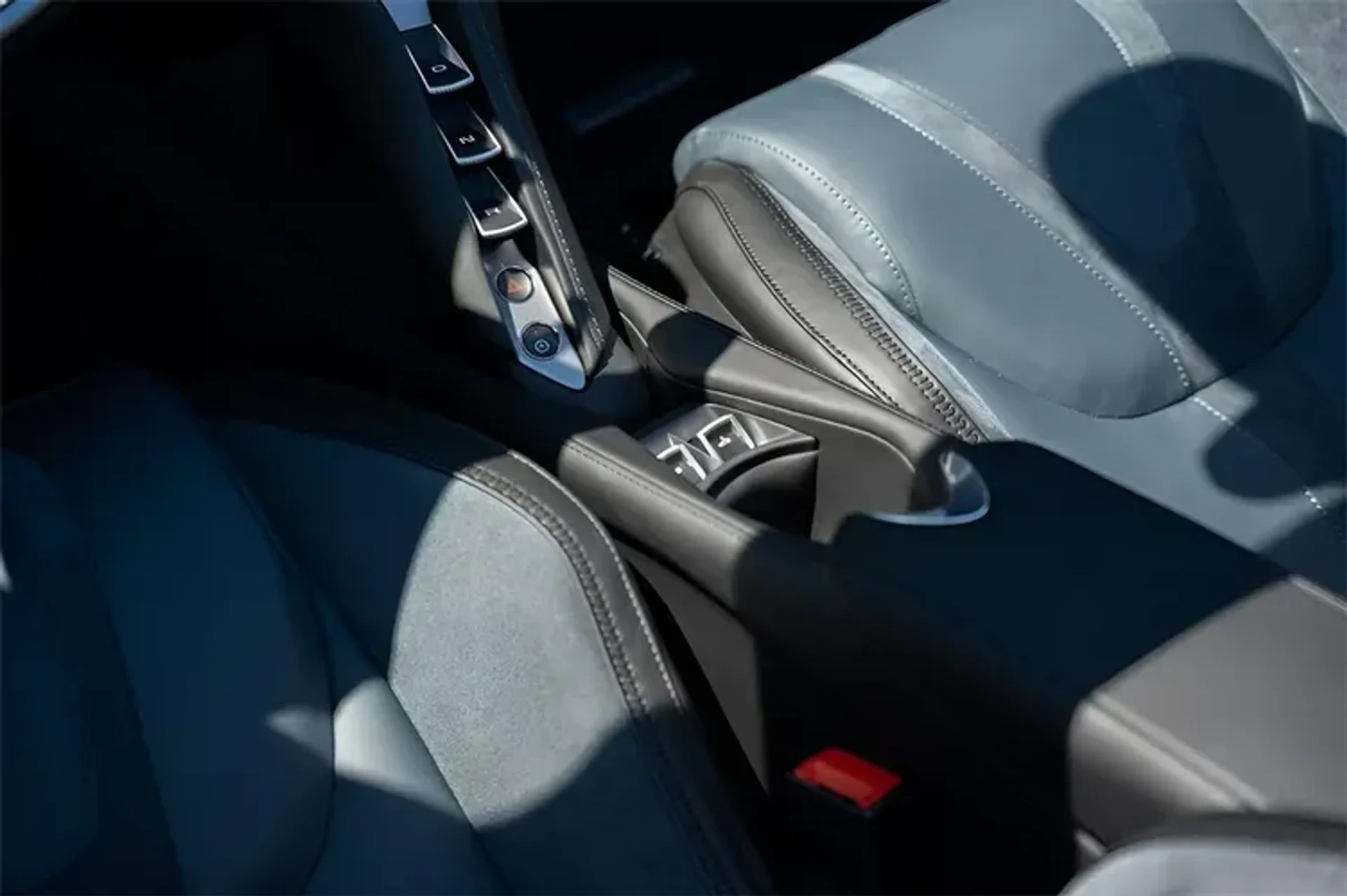 mph056_413650624_ij_A3l_Xlrh_Q_Mg3_Ix0_med_8bb746c2aa