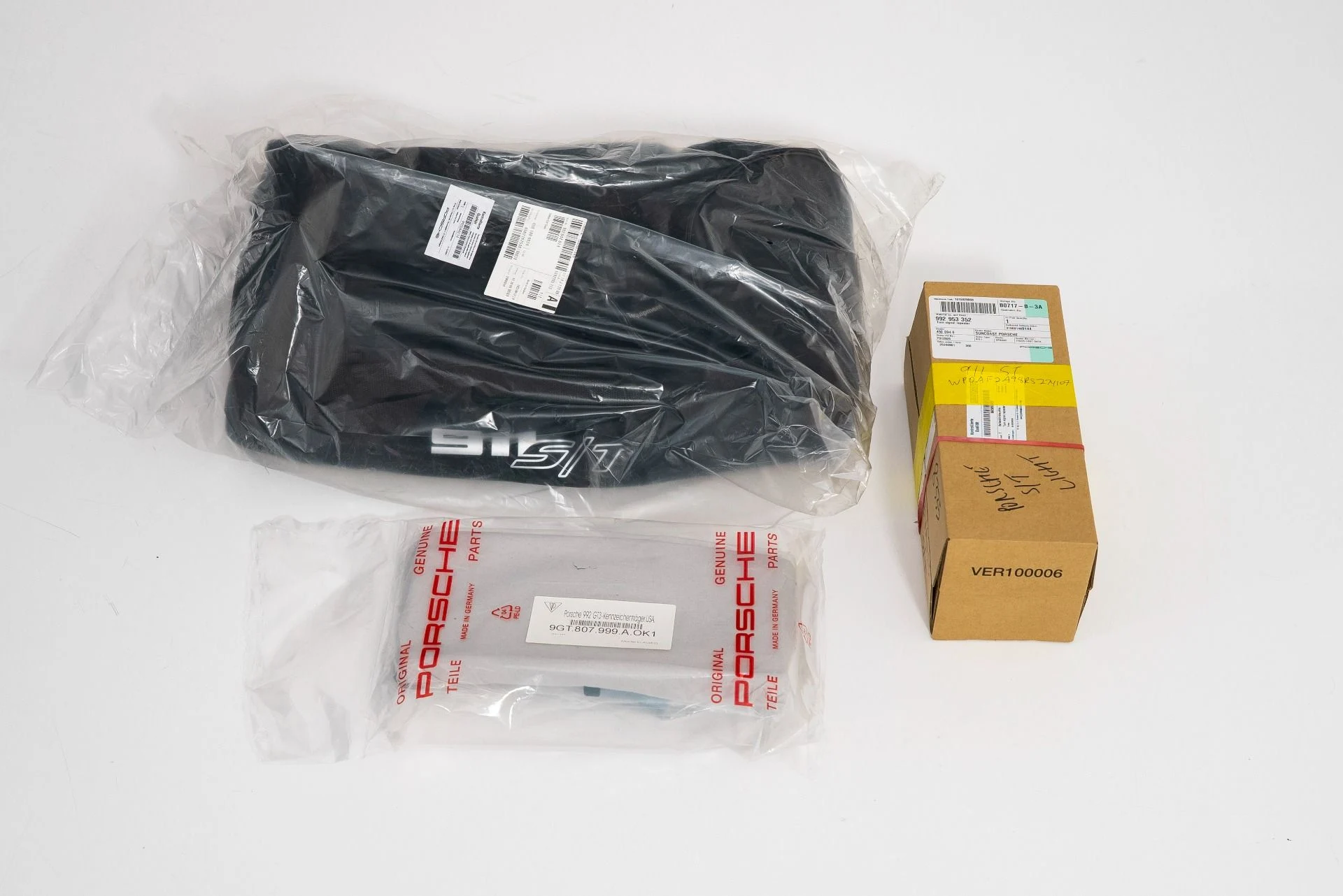 mph056_4140132480_Used_2024_Porsche_911_ST_1755542827_d6841c8dae